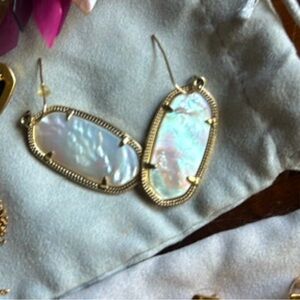 Kendra Scott Elle earrings